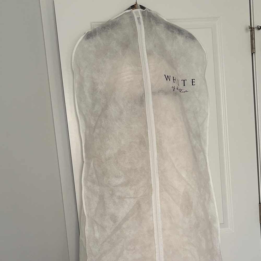 Robert Bullock Bride Wedding Dress in Garment Bag
